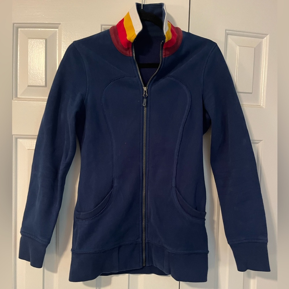 Vintage Lululemon Navy Scuba Zip-Up Jacket with Colorful Collar